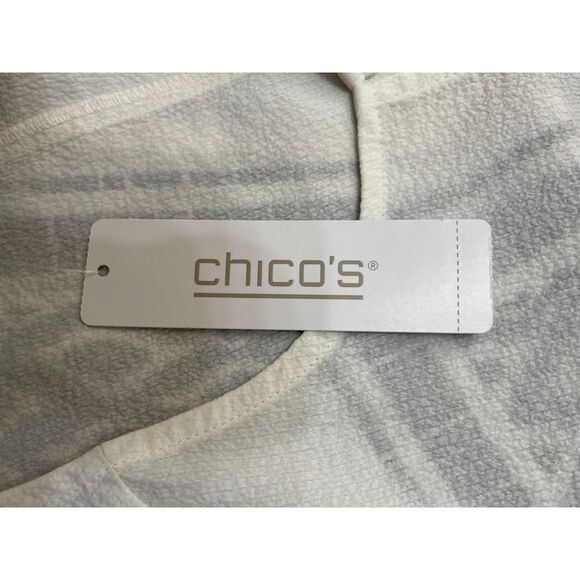 Chico's Women's Blouse Blurred Knit Crepe Split Neck Popover 0 White Geometric - Picture 9 of 10